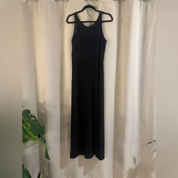 Material Girl Black Sleeveless Maxi Dress with Textured Bodice - Picture 1 of 10